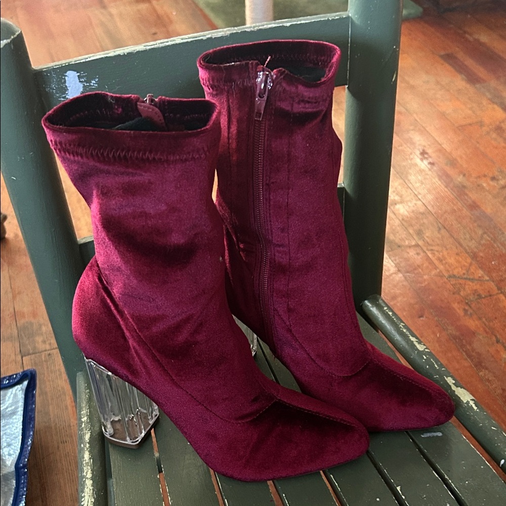 Chic Velvet Heeled Boots - Deep Red